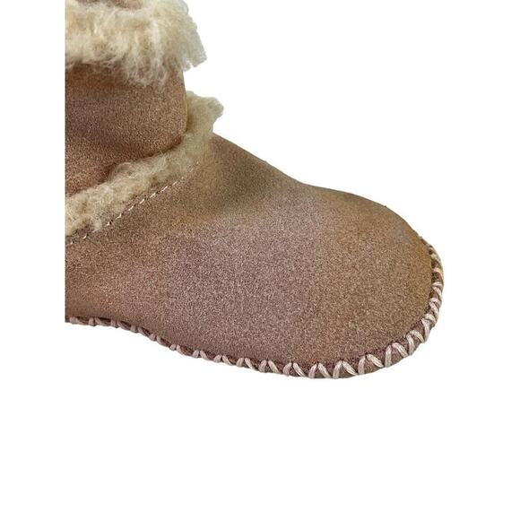 Ugg Lemmy 1012146I Baby Girl Pink Moccasisn Shearling Lined Suede Boots 4 / 5 - Picture 2 of 16